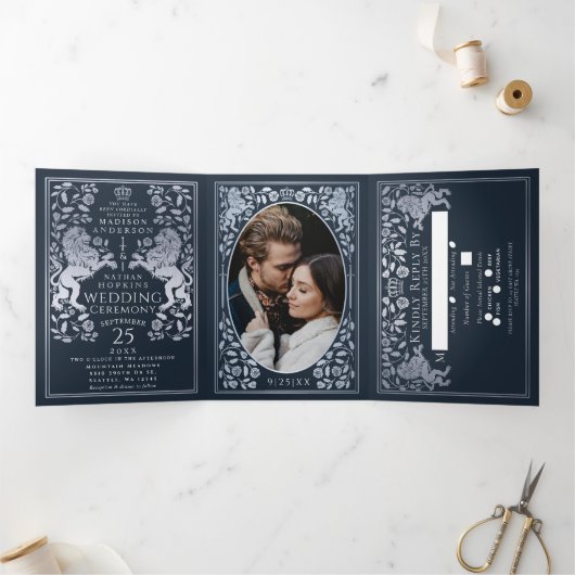 Zilveren Blauwe Koninklijke Middeleeuwse Leeuw Bru Drieluik Uitnodiging (Binnen)