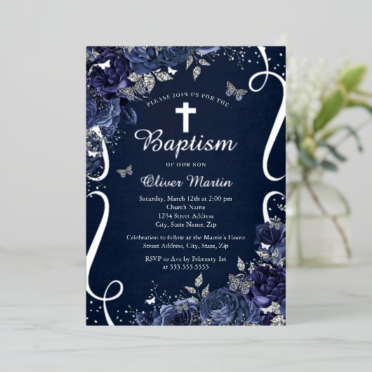 Zilveren Bloemen Marine Vlinder Jongen Doop Folie Uitnodiging (Staand Voorkant)