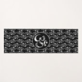 Zilveren bloemen op zwarte OM Yoga Mat (Voorkant (horizontaal))