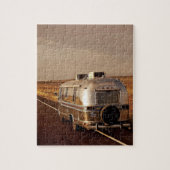 zilveren camper trailer legpuzzel (Verticaal)