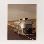 zilveren camper trailer legpuzzel (Verticaal)