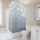 Zilveren en glanzen abstract douchegordijn (In situ)