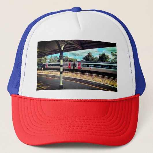 Zilveren en rode trein trucker pet (Voorkant)