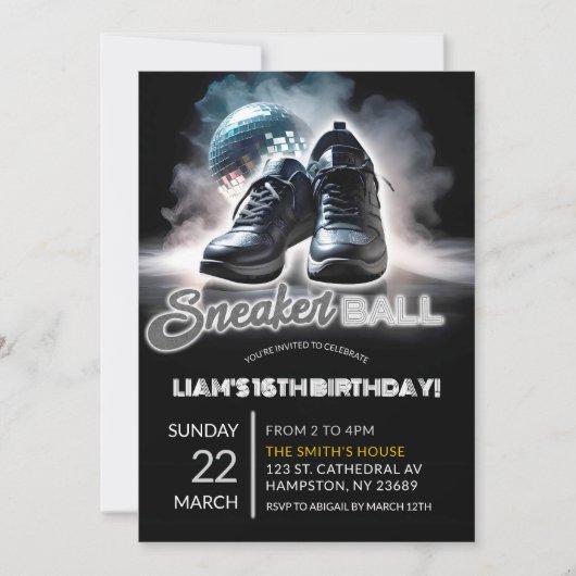 Zilveren en Witte Disco Sneakerball Verjaardag Kaart (Voorkant)