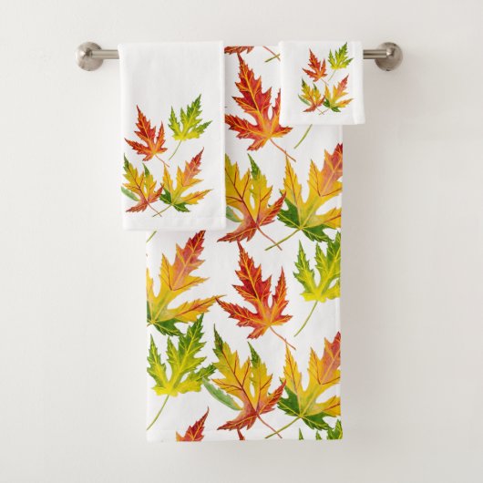 Zilveren esdoorn op een badkamerhanddoekset bad handdoek (Insitu)