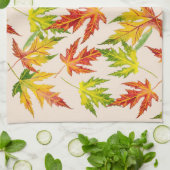 Zilveren esdoorn op een keukenhanddoek (Gevouwen)