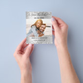 Zilveren fotocode qr-code trouwdatum Save the Date Flyer (Hand)