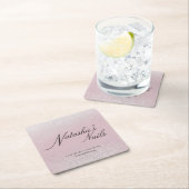 Zilveren glansstof en roze kartonnen onderzetters (Insitu)