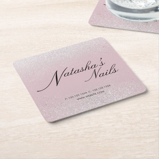 Zilveren glansstof en roze kartonnen onderzetters (Schuin)