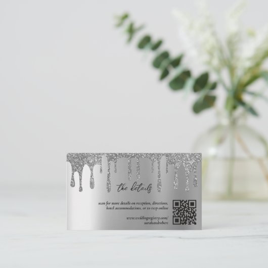 Zilveren Glitter Drip QR Code Bruiloft Details Informatiekaartje (Staand voorkant)