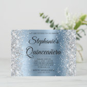 Zilveren Glitter Lichtblauw Monogram Quinceanera Kaart (Staand voorkant)