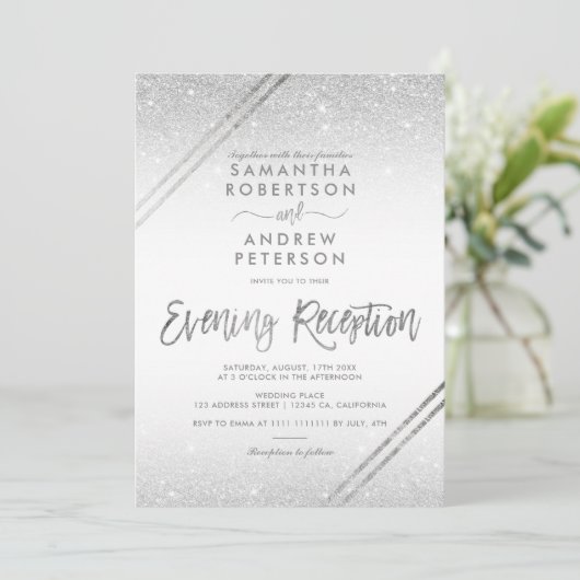 Zilveren glitter strepen elegant script bruiloft kaart (Staand voorkant)