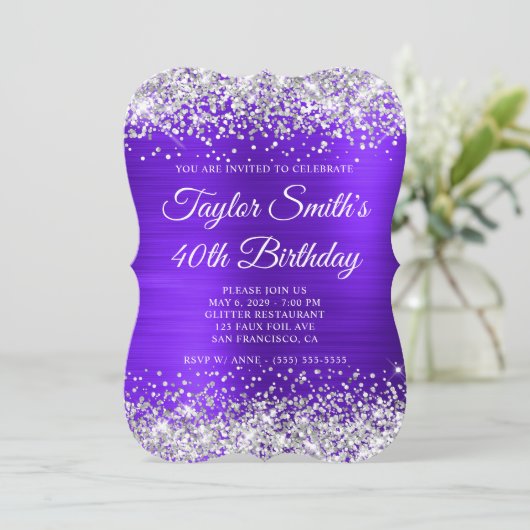 Zilveren Glitter Violet Monogram 40ste Verjaardag Kaart (Staand voorkant)