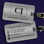 Zilveren Grijs Geborsteld Metaal Zwart Vet Monogra Bagagelabel<br><div class="desc">Verhoog uw reisstijl met ons Silver Grey Brushed Metal Black Bold Monogrammed Bagagelabel! Maak een statement met een strak monogram en naam in vet zwart op de voorkant, en voeg een vleugje verfijning toe aan uw bagage. Op de achterkant zorgen essentiële contactgegevens, waaronder adres, telefoonnummer en e-mail, ervoor dat uw...</div>