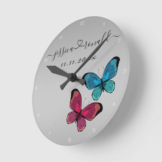 Zilveren grijze namen datum huwelijkscadeau gepers ronde klok (Hoek)