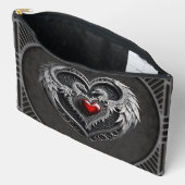 Zilveren hart met vleugels. etui (Open)