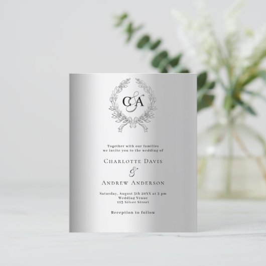 Zilveren krans monogram budget bruiloft uitnodigin (Staand voorkant)