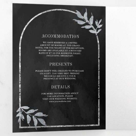 Zilveren Laurel Krans Bladeren Houtskool Grijs Tro Drieluik Uitnodiging (Binnenzijde eerst)