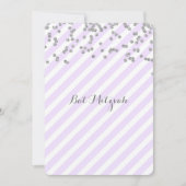 Zilveren Lavendel Stripes Bat Mitswa Uitnodigingen (Voorkant)