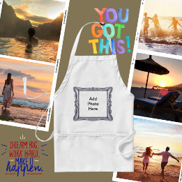 Zilveren lijstje met foto erin standaard schort