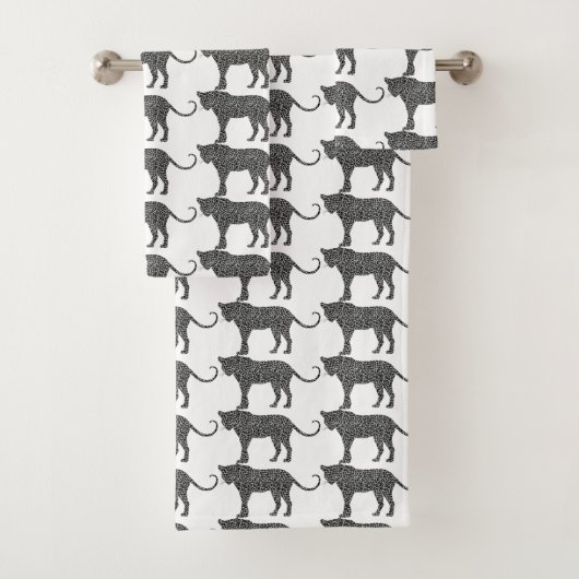 Zilveren luipaard op White Classic Bad Handdoek (Insitu)