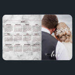 Zilveren Marmeren Huwelijksfeest Foto Sjabloon 202 Magneet<br><div class="desc">Dit ontwerp is gemaakt met digitale kunst. Het kan worden gepersonaliseerd in het voorziene gebied door de foto en/of tekst te wijzigen. Of het kan worden aangepast door de optie "Klik om verder aan te passen" te kiezen en de achtergrond te verwijderen of de kleur ervan te wijzigen, tekst toe...</div>