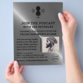 Zilveren Metaal Effect, Podcaster, Podcast Flyer (Hand)