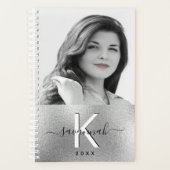 Zilveren monogram foto elegant 2025 planner (Voorkant)
