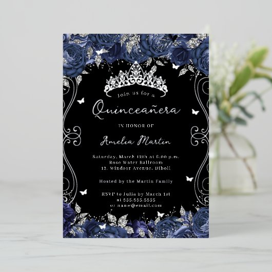 Zilveren Navy Swirl Scroll Floral Quinceanera Folie Uitnodiging (Staand Voorkant)