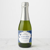 Zilveren Royal Blue Floral Quinceañera Verjaardag Sparkling Wijnetiket (Voorkant)