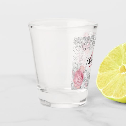 Zilveren roze bloemen elegante monogramnaam shot glas (Links)