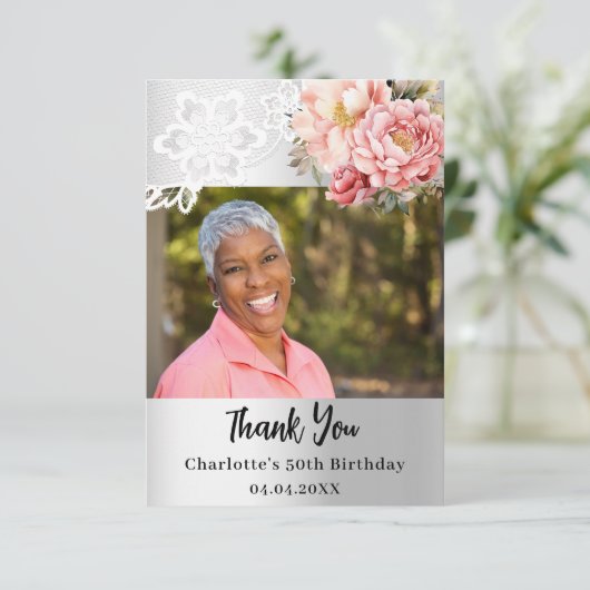 Zilveren roze bloemenkant verjaardagsfoto bedankkaart (Staand voorkant)