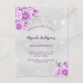 Zilveren roze violette bloemen verjaardag uitnodiging briefkaart (Voorkant)