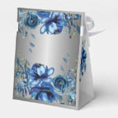 Zilveren sereniteit: Blauw Bloemen Bliss Bedankdoosjes (Achterkant)