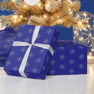 Zilveren Sneeuwvlok op Blauwe Winter Cadeaupapier