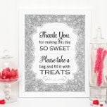 Zilveren Snoep Buffet Vrijgezellenfeest Foto Afdruk<br><div class="desc">Dit zilveren snoep buffet zal het perfecte compliment zijn aan de bar van het snoep op je bruiloft, verjaardag, vrijgezellenfeest of baby shower. Het bevat een zilveren glinsterende achtergrond met een lijst snit met de zin "Bedankt dat je deze dag zo lief hebt gemaakt Neem een tas en vul hem...</div>