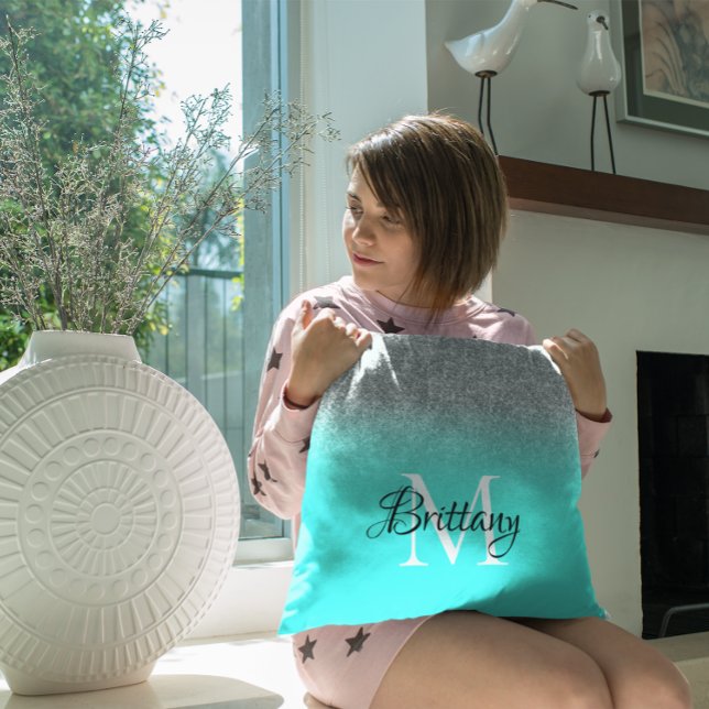 Zilveren Turquoise Glitter Ombre Monogram Kussen (Silver Glitter Turquoise Ombre Monogram Throw Pillow)