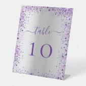 Zilveren violet paarse trouwtafel nummer reclamebord met voetstuk (Voorkant)