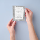 Zilveren witte elegante budget uitnodiging flyer (Hand)