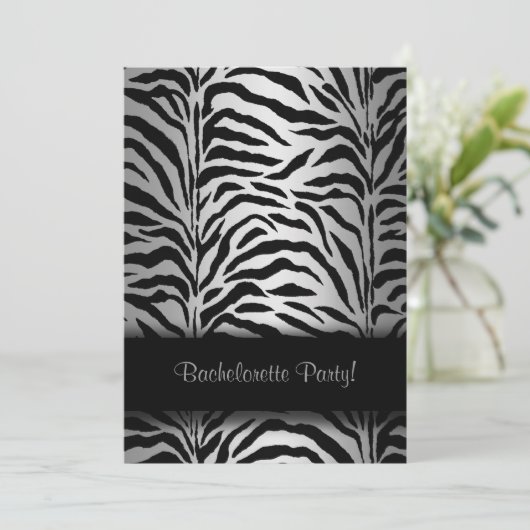 Zilveren Zebra vrijgezellenfeest uitnodigingen (Staand voorkant)