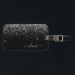 Zilveren Zwarte Meisjesachtige Glitter Glans Monog Bagagelabel<br><div class="desc">Zilveren en Zwarte Glitter Glans Monogram Naam en Initiaal Bagage Tag. De bagagetag is het perfecte cadeau voor een sweet 16 verjaardag,  trouwdag,  bruidsfeest,  babyshower of vrijgezellenfeest voor iemand die haar kamer stijlvol decoreert.</div>