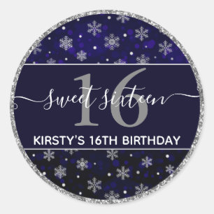 Zilverfolie Sneeuwvlokken & blauwe bokeh Sweet 16 Ronde Sticker