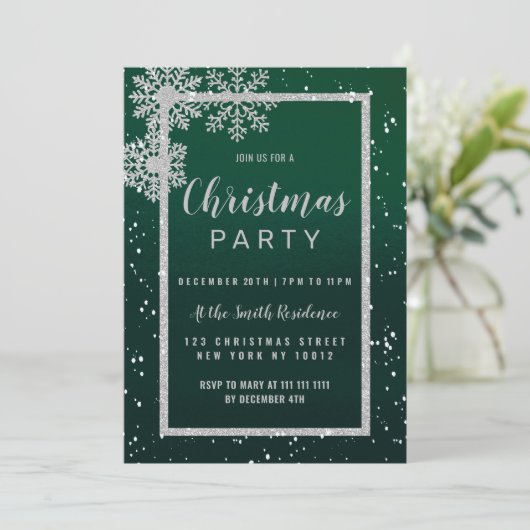 Zilvergroene witte sneeuwvlokken Kerstfeest Kaart (Staand voorkant)