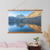 Zilvermeer en berglandschap hangend wandkleed (Slaapkamer)