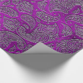 Zilverreliëf Paisley-patroon op paars glas Cadeaupapier (Hoek)