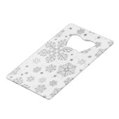 Zilversneeuwvlokken op wit creditkaart flessenopener (Achterkant Gekanteld)