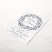 Zilverwinterbessen met een grote bruiloft folie uitnodiging (Gedraaid)