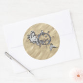 Zilverzeemeermin in de zand ronde sticker (Envelop)
