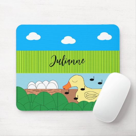 Zingende moeder eend in de buurt van water: muismat (Met muis)