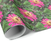 ZINNIA - Vibrant Pink and Cream - ECHO Print. Cadeaupapier (Rol Hoek)